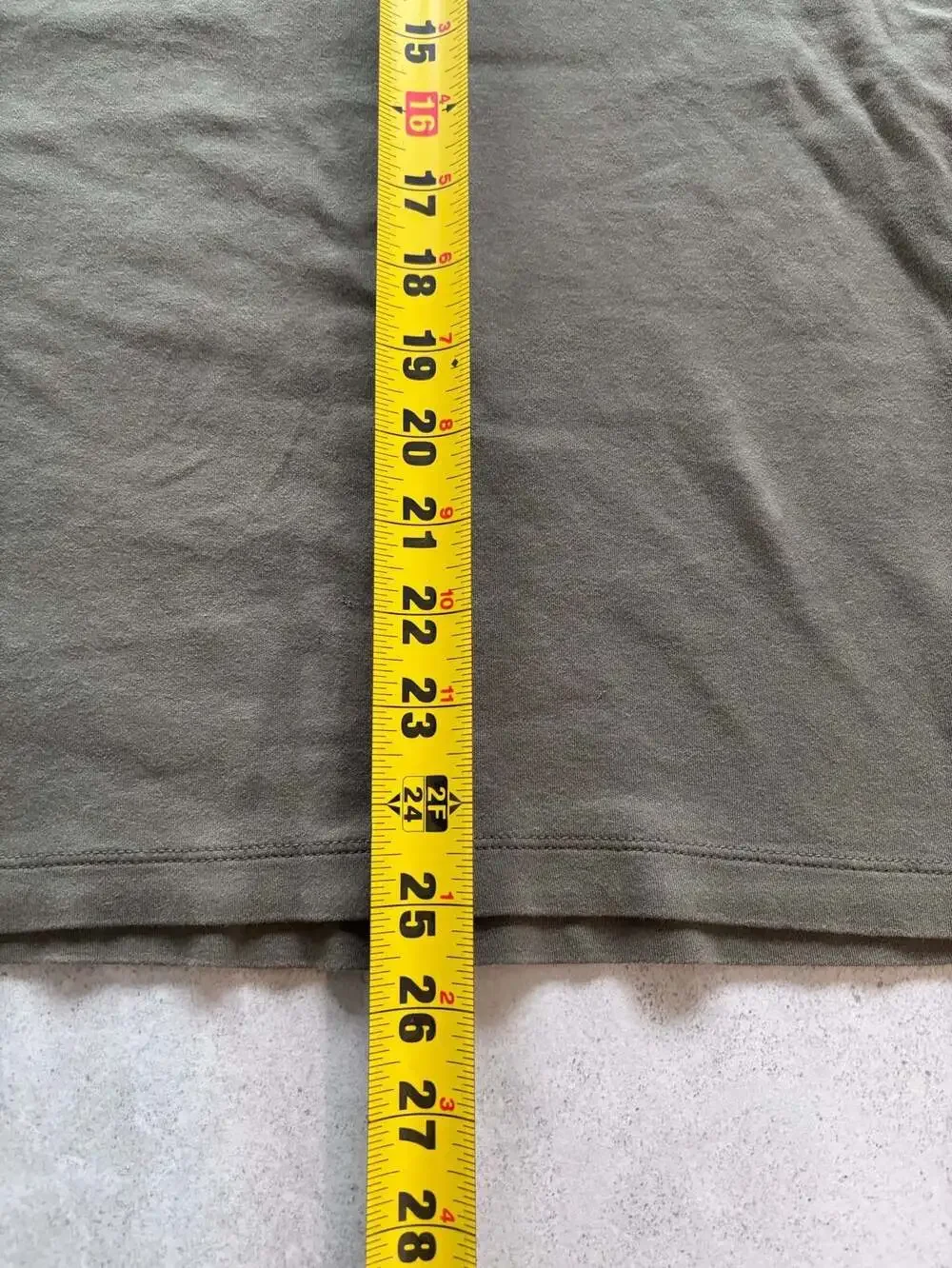 Banana Republic Luxe Touch Tee Mens XL Olive Green Short Sleeve Cotton T-Shirt